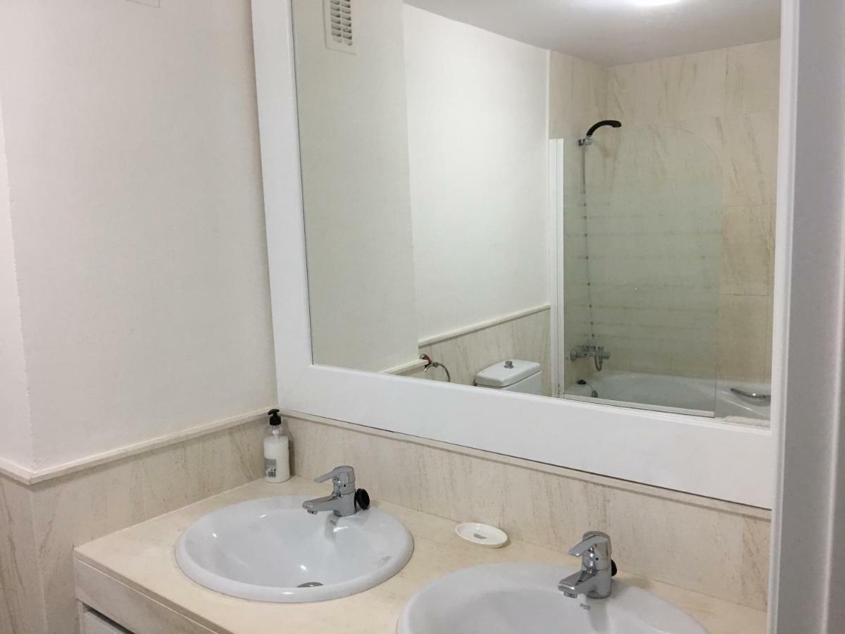 Mi Capricho C16 Beachfront Apartment Sitio de Calahonda 외부 사진